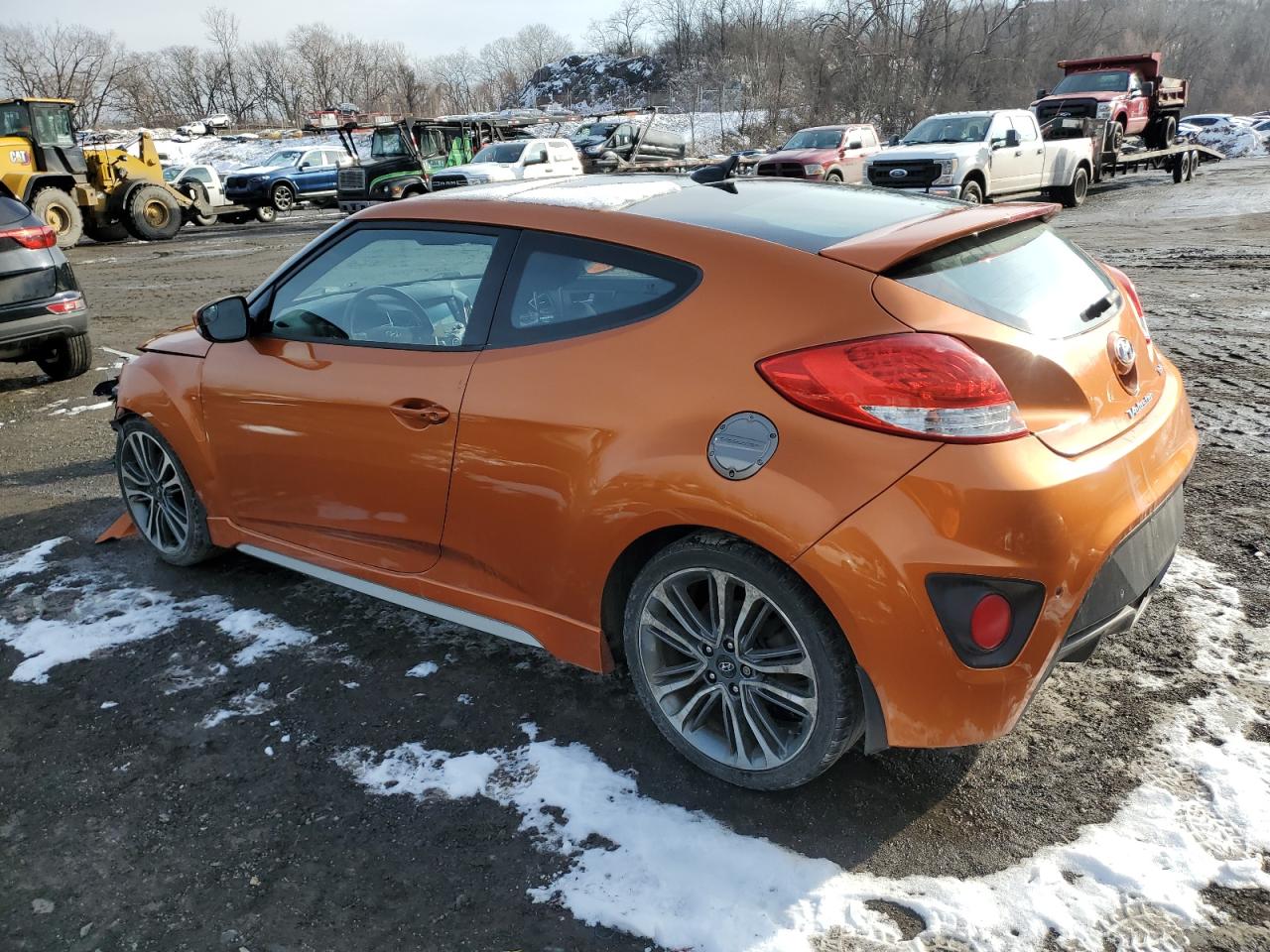2016 Hyundai Veloster - Image 2