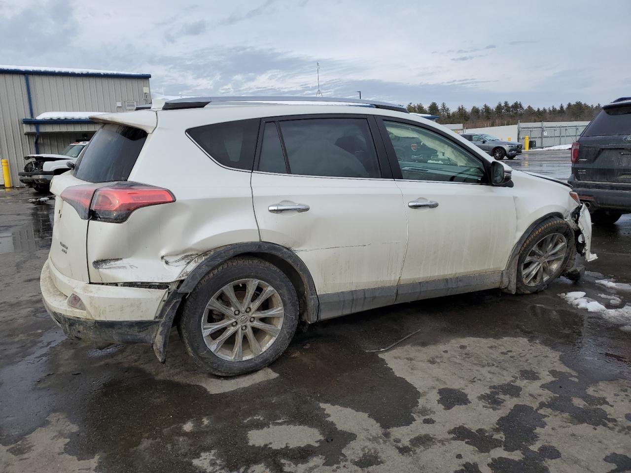 2018 Toyota RAV 4 - Image 3