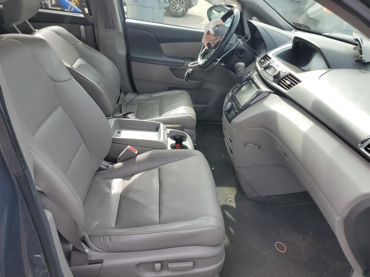 2014 Honda Odyssey - Image 7