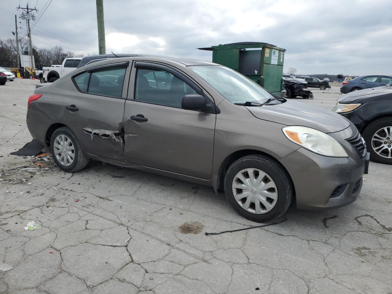 2014 Nissan Versa - Image 4