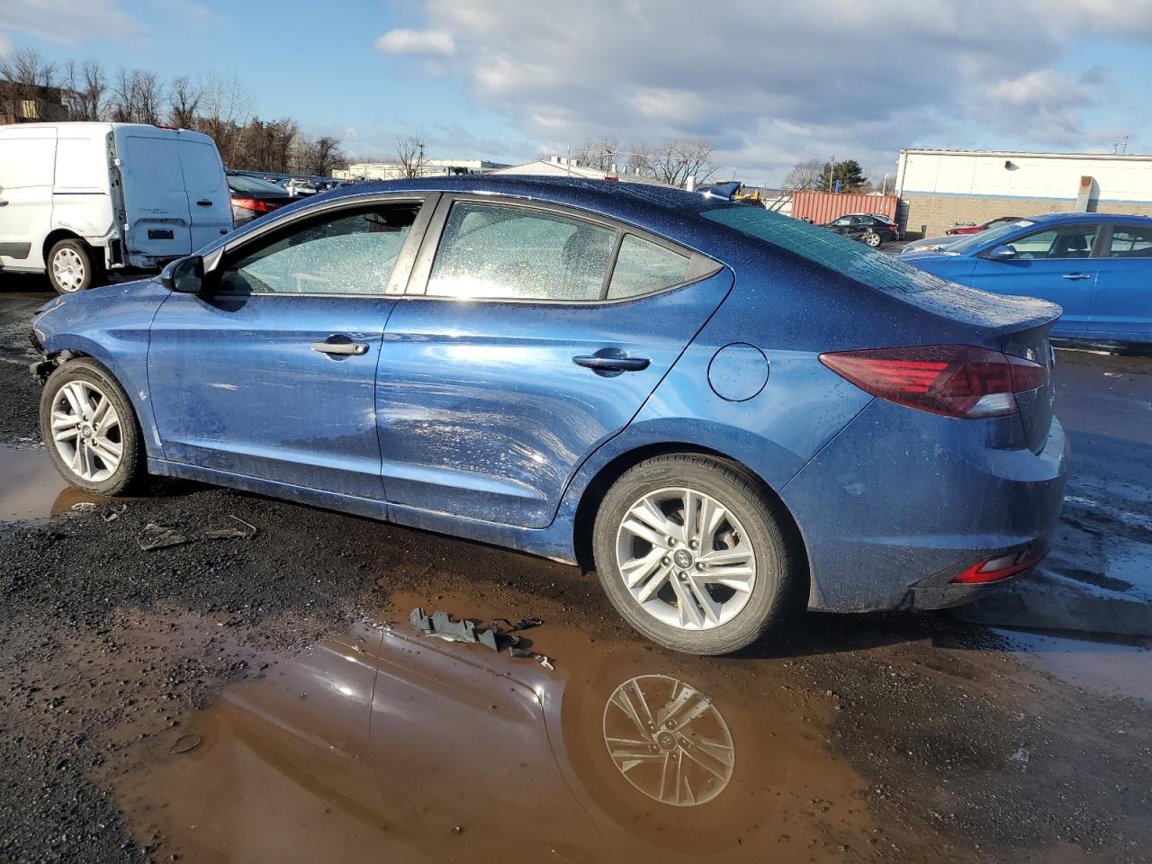 2020 Hyundai Elantra - Image 2