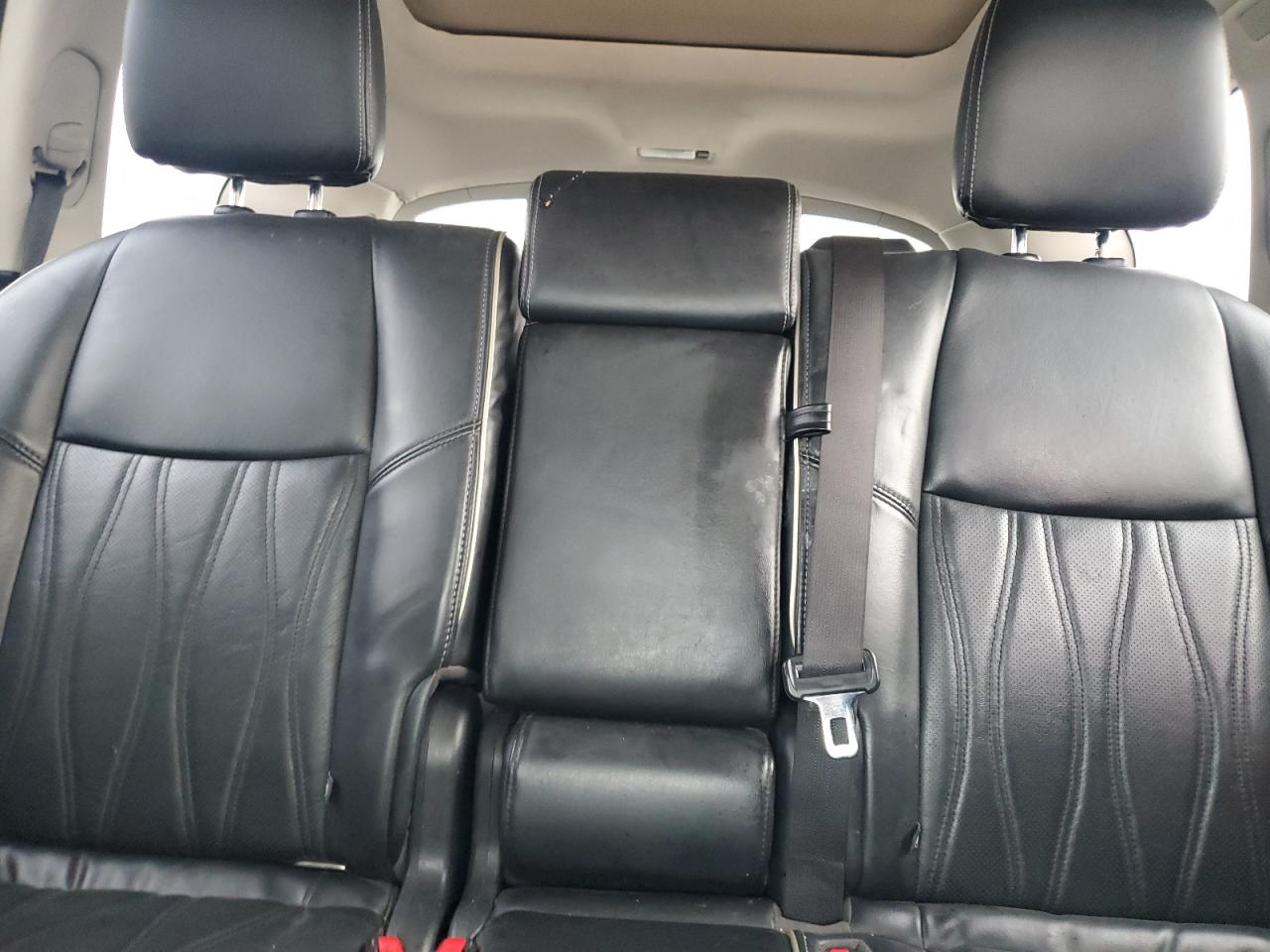 2017 Infiniti QX60 - Image 10