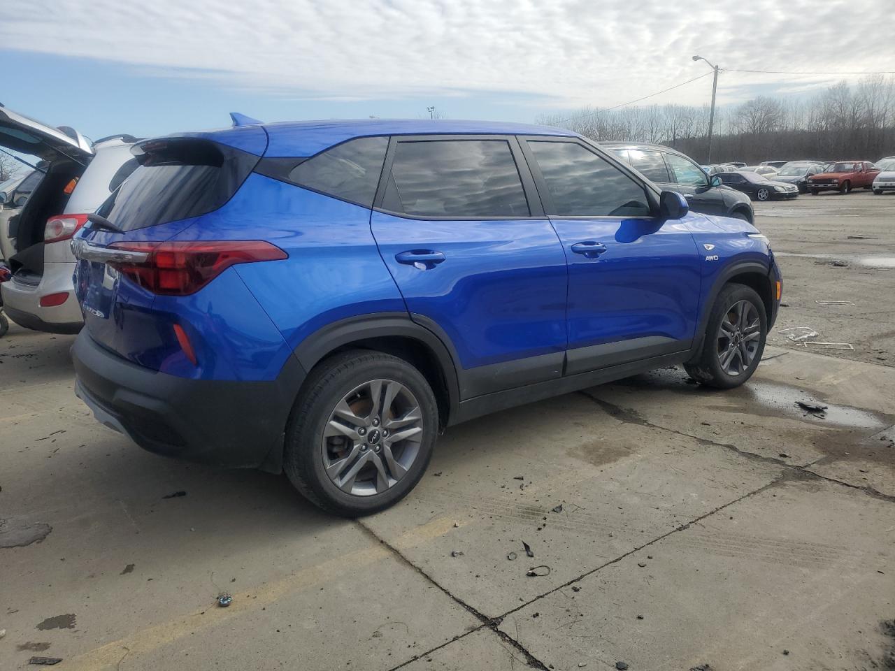 2022 Kia Seltos - Image 3