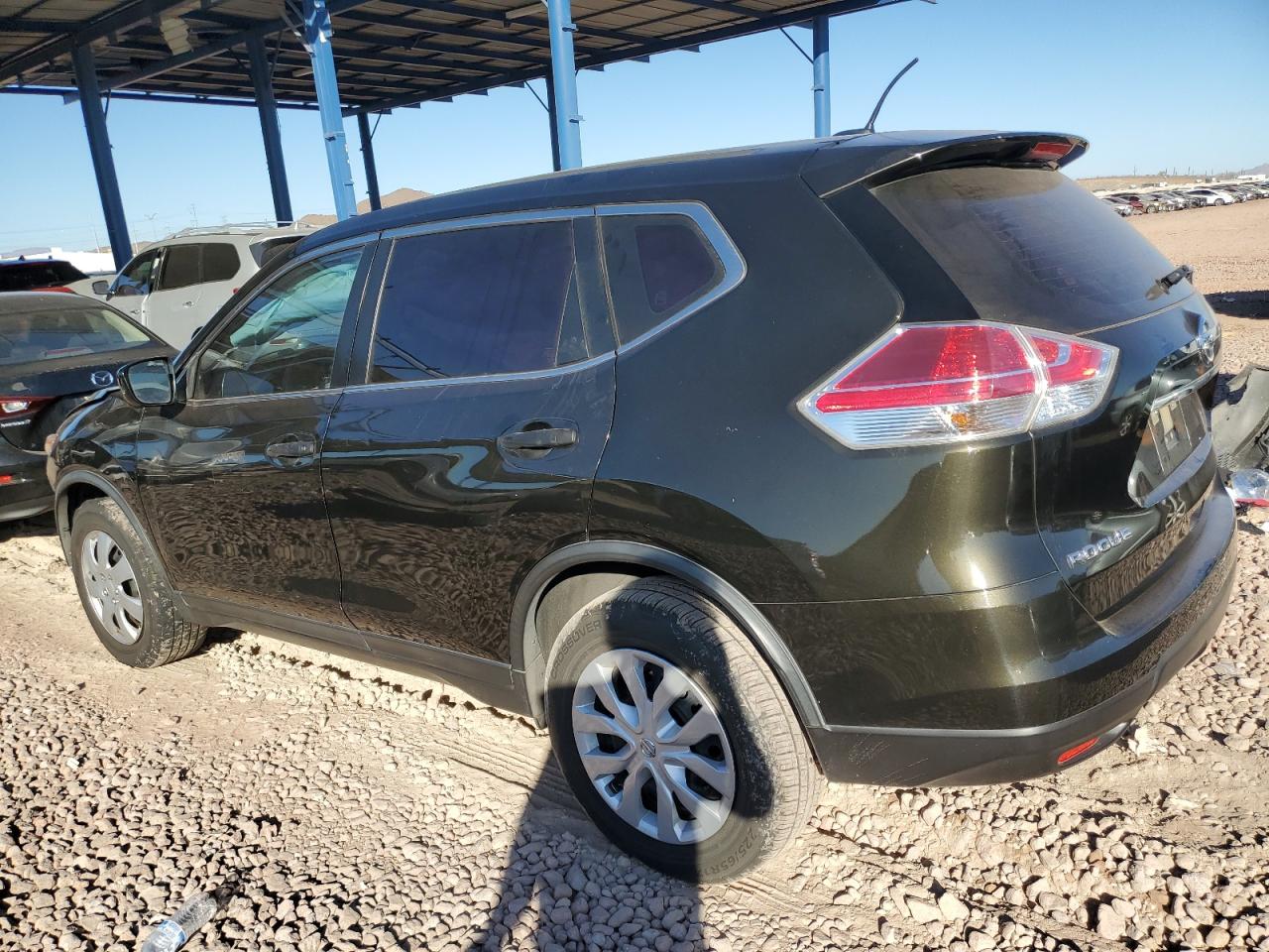2016 Nissan Rogue - Image 2