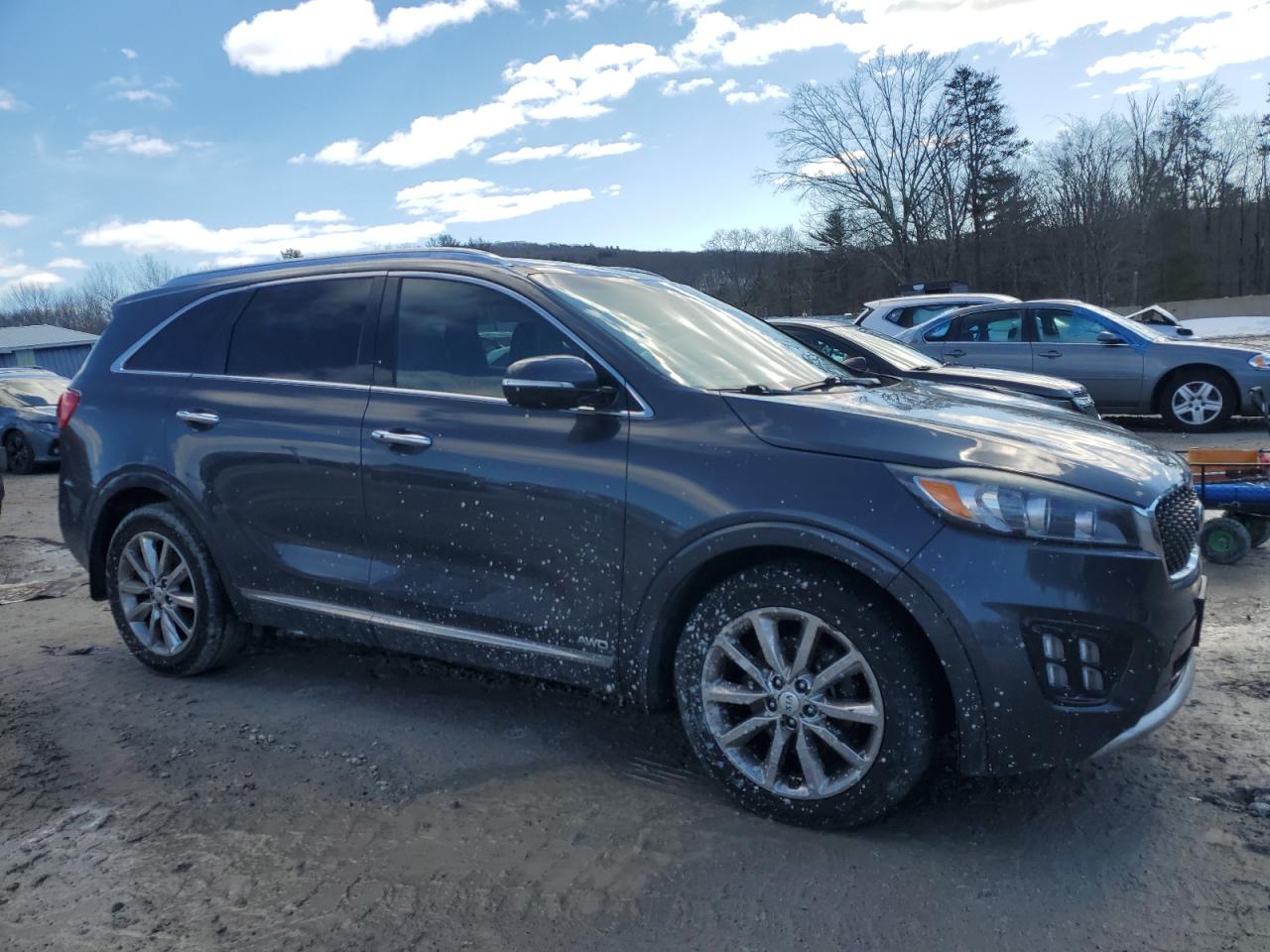 2016 Kia Sorento - Image 4