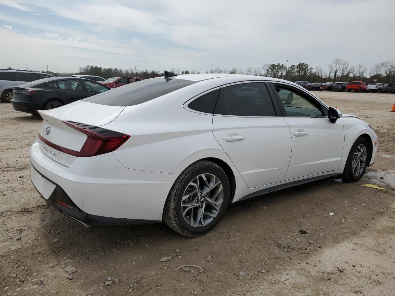 2023 Hyundai Sonata - Image 3