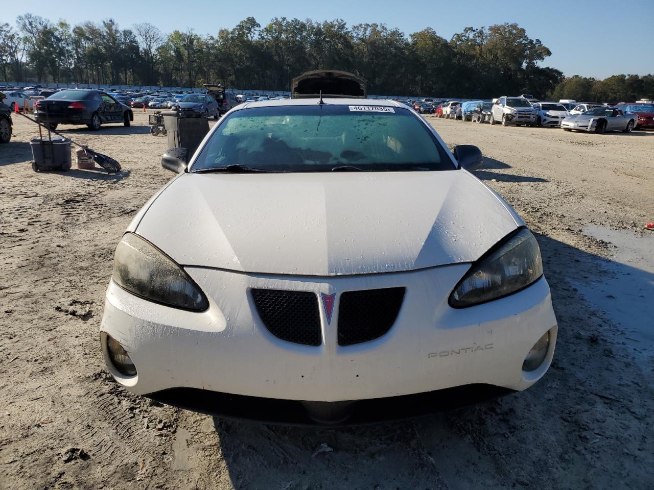 2005 Pontiac Grand Prix - Image 5
