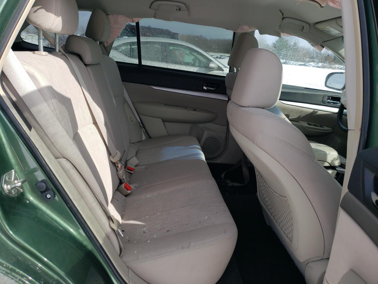 2014 Subaru Outback - Image 11