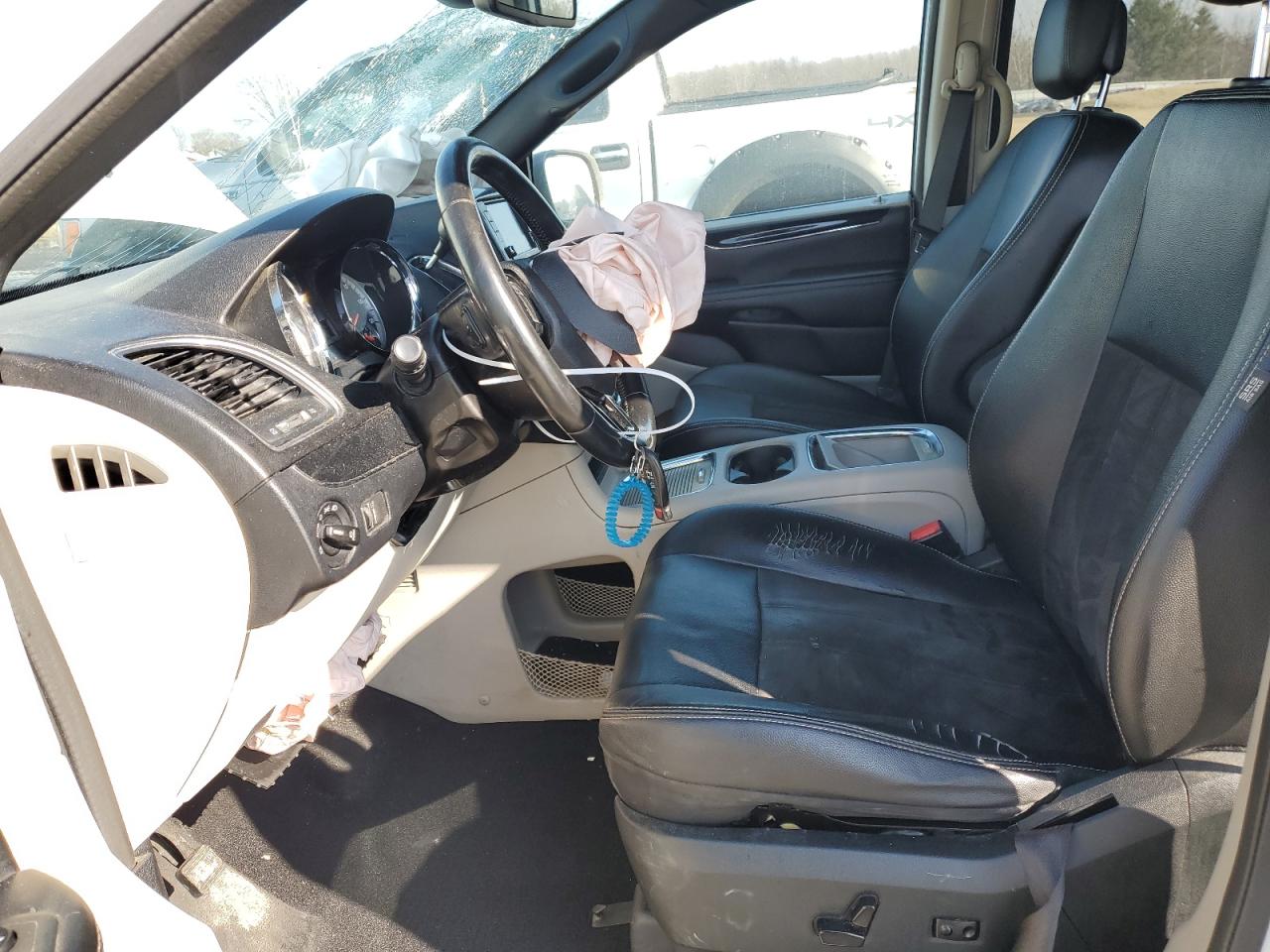 2019 Dodge Caravan - Image 7
