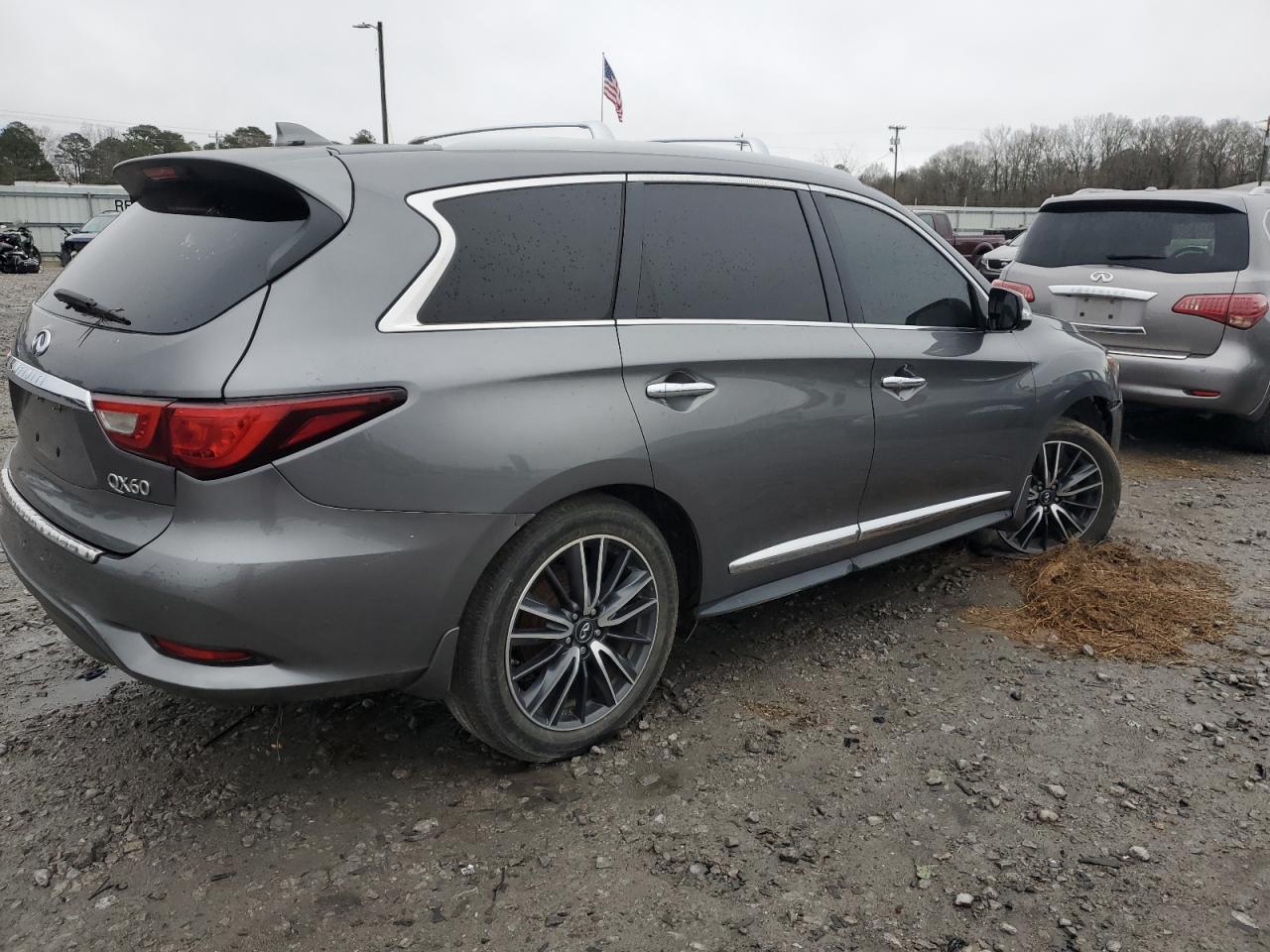 2016 Infiniti QX60 - Image 3