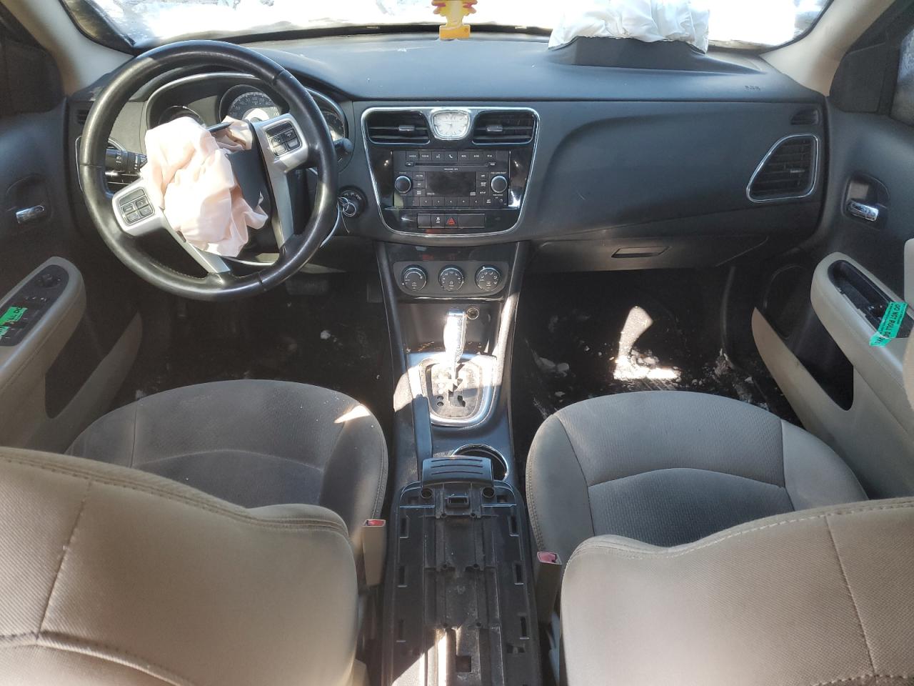 2011 Chrysler 200 - Image 8
