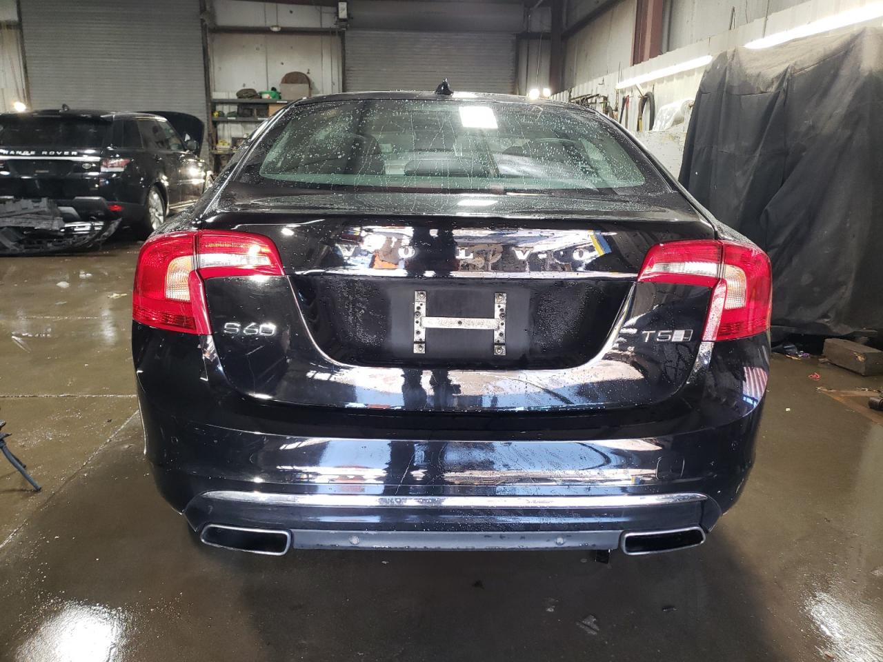 2017 Volvo S60 - Image 6