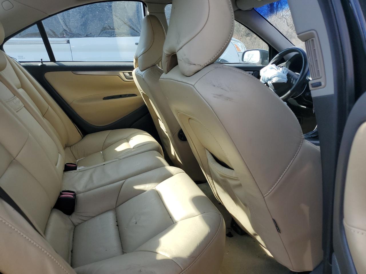2005 Volvo S60 - Image 10