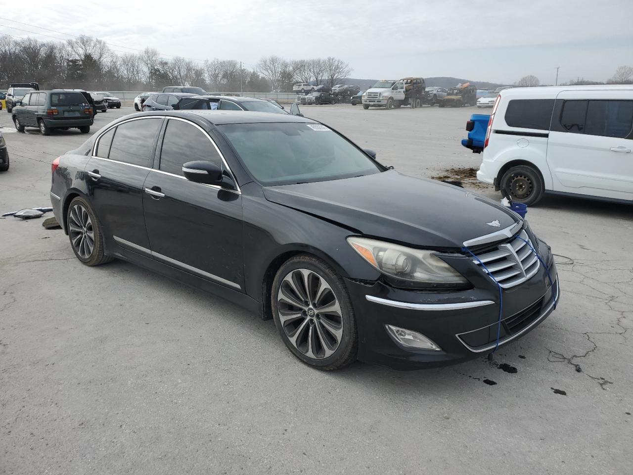 2013 Hyundai Genesis - Image 4