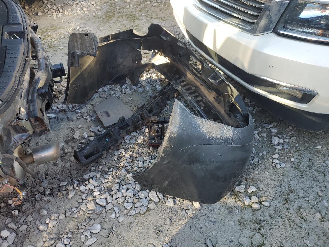 2013 Honda Pilot - Image 15