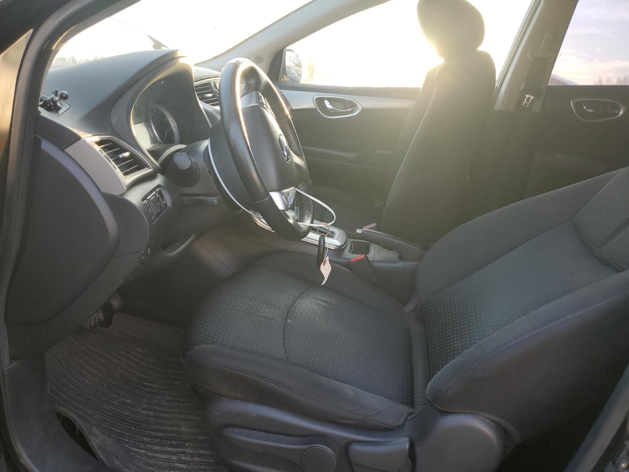 2014 Nissan Sentra - Image 7