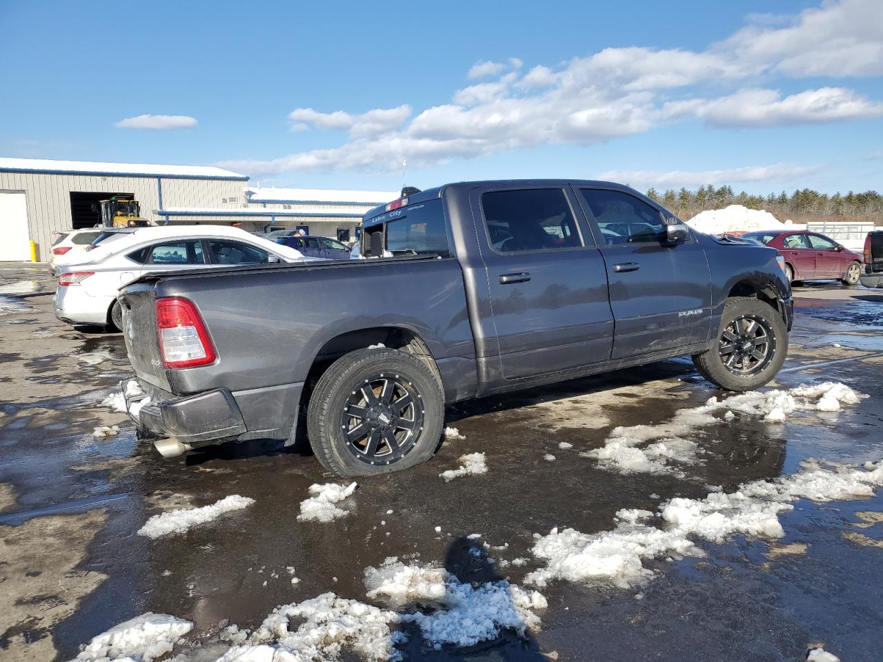 2019 RAM 1500 - Image 3