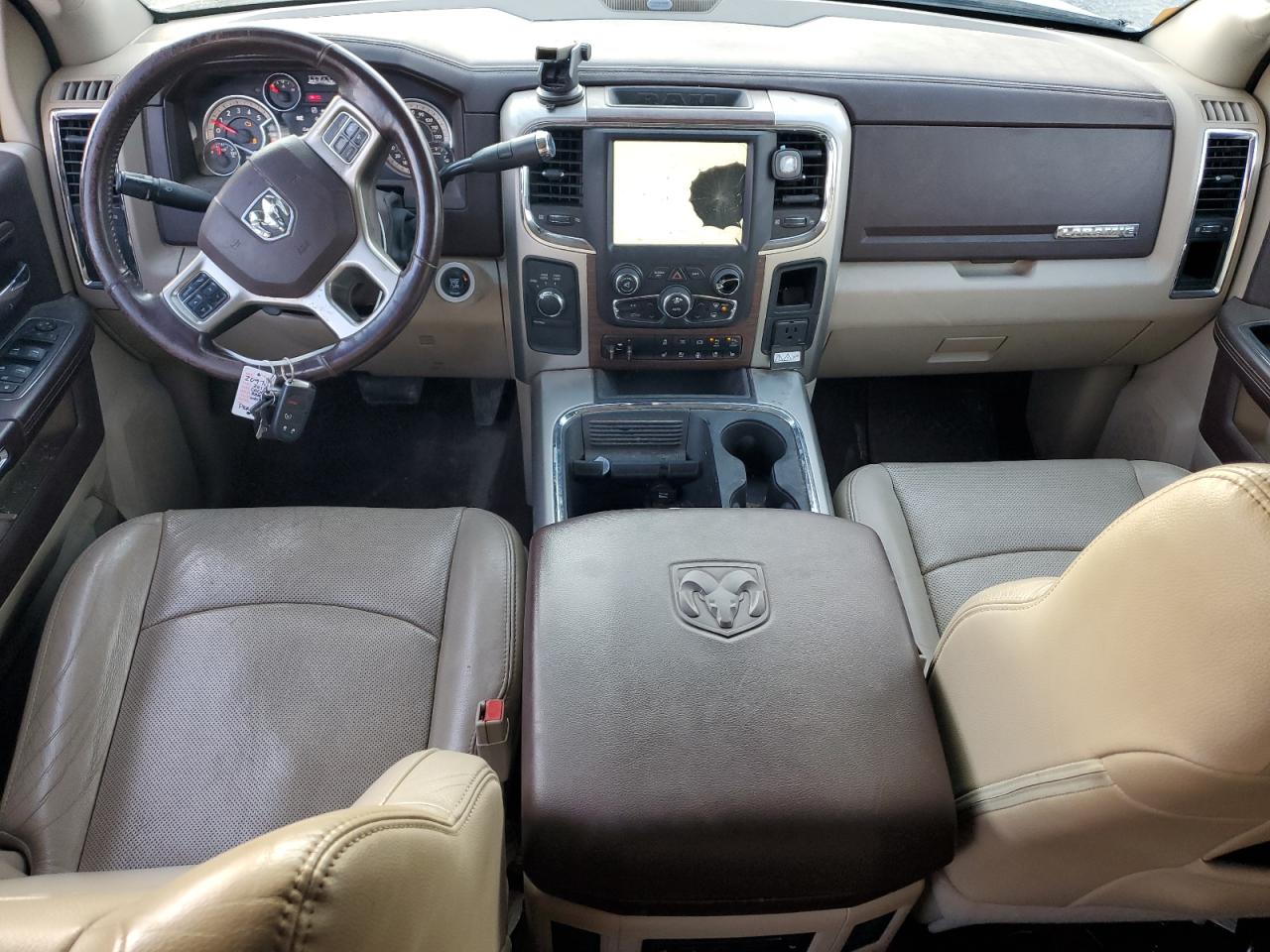 2016 RAM 3500 - Image 8