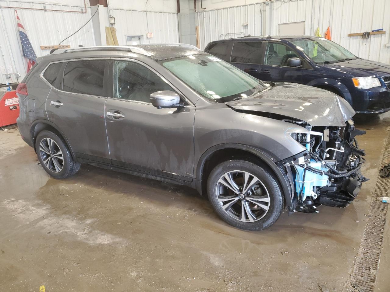 2020 Nissan Rogue - Image 4