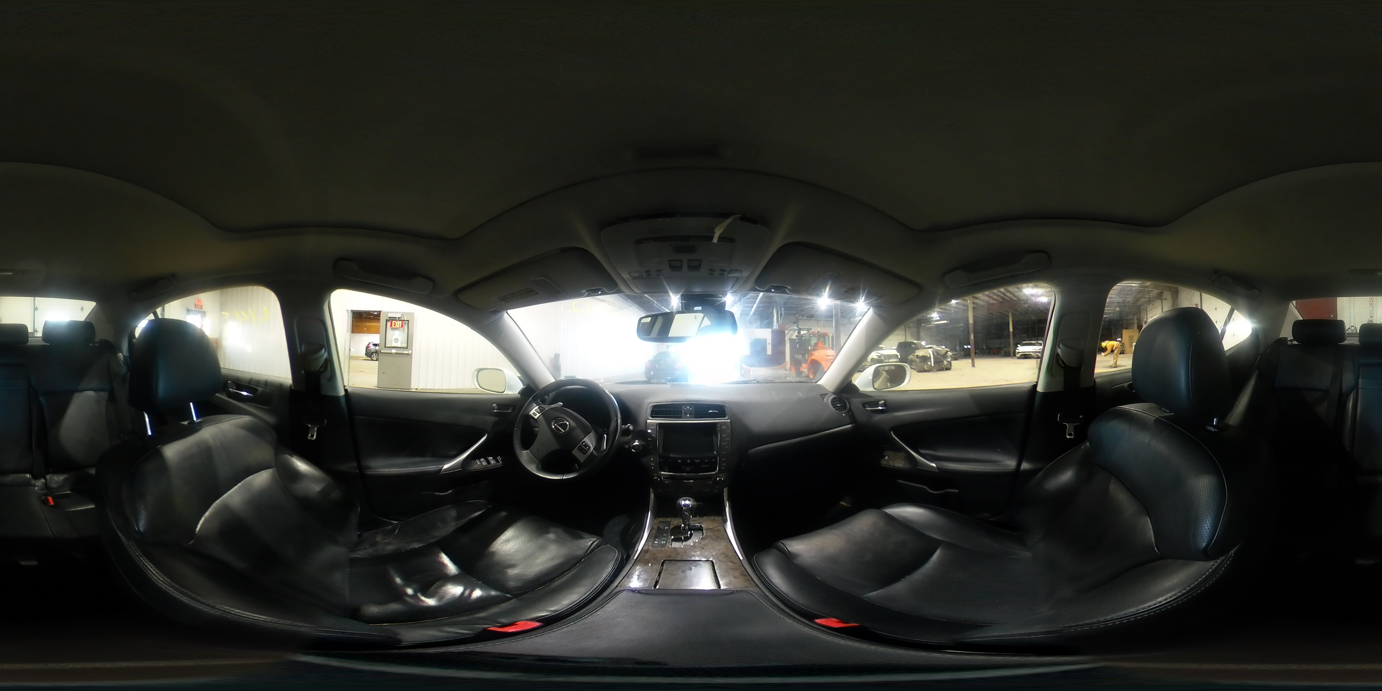 2012 Lexus IS - Image 14
