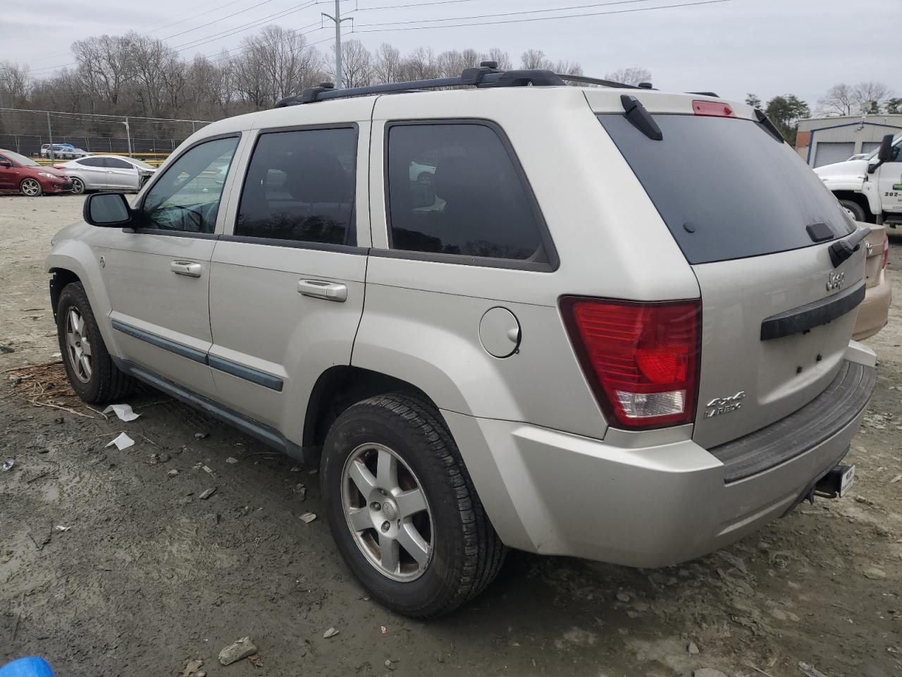 2008 Jeep Grand Cherokee - Image 2