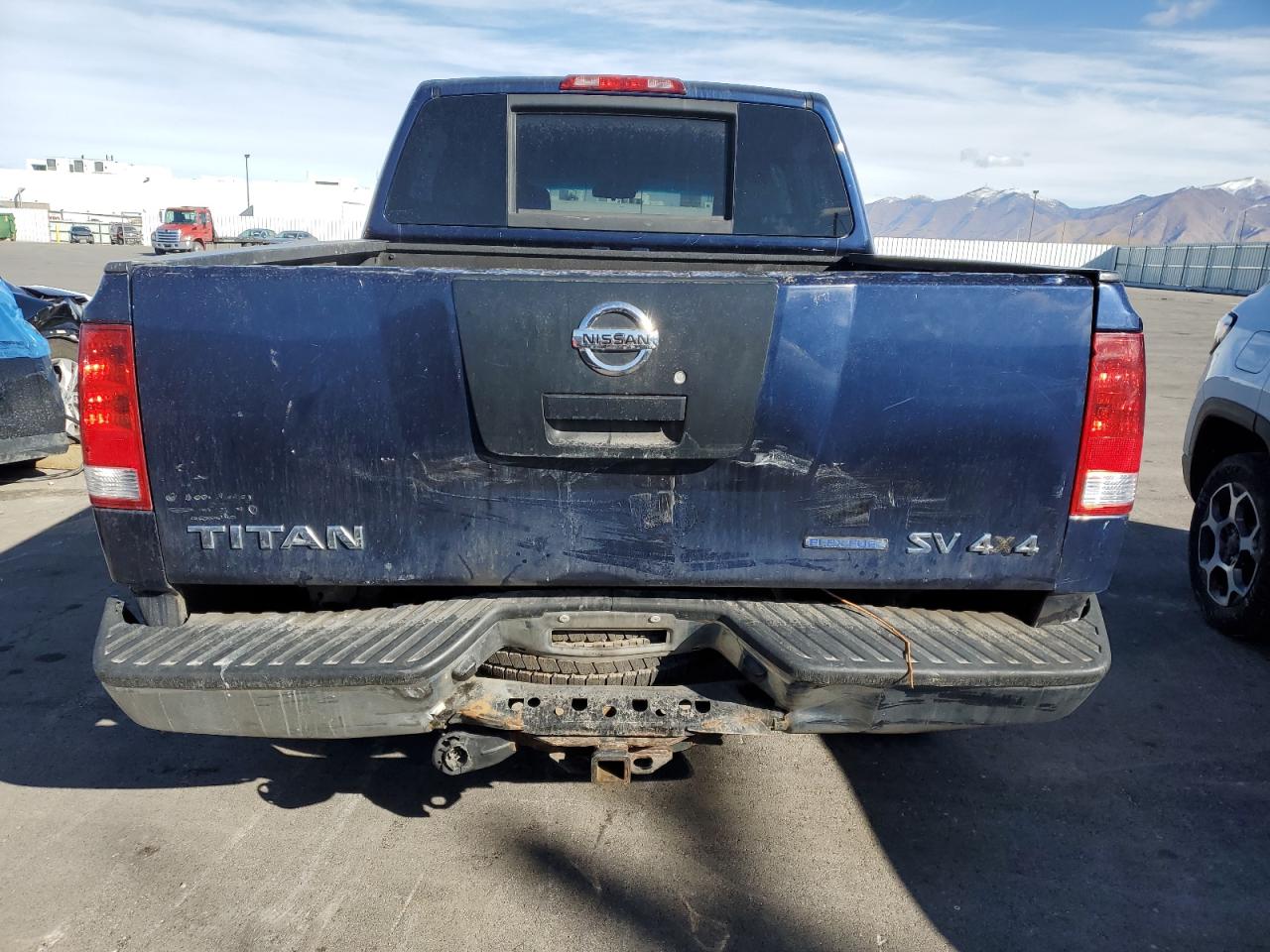 2011 Nissan Titan - Image 6