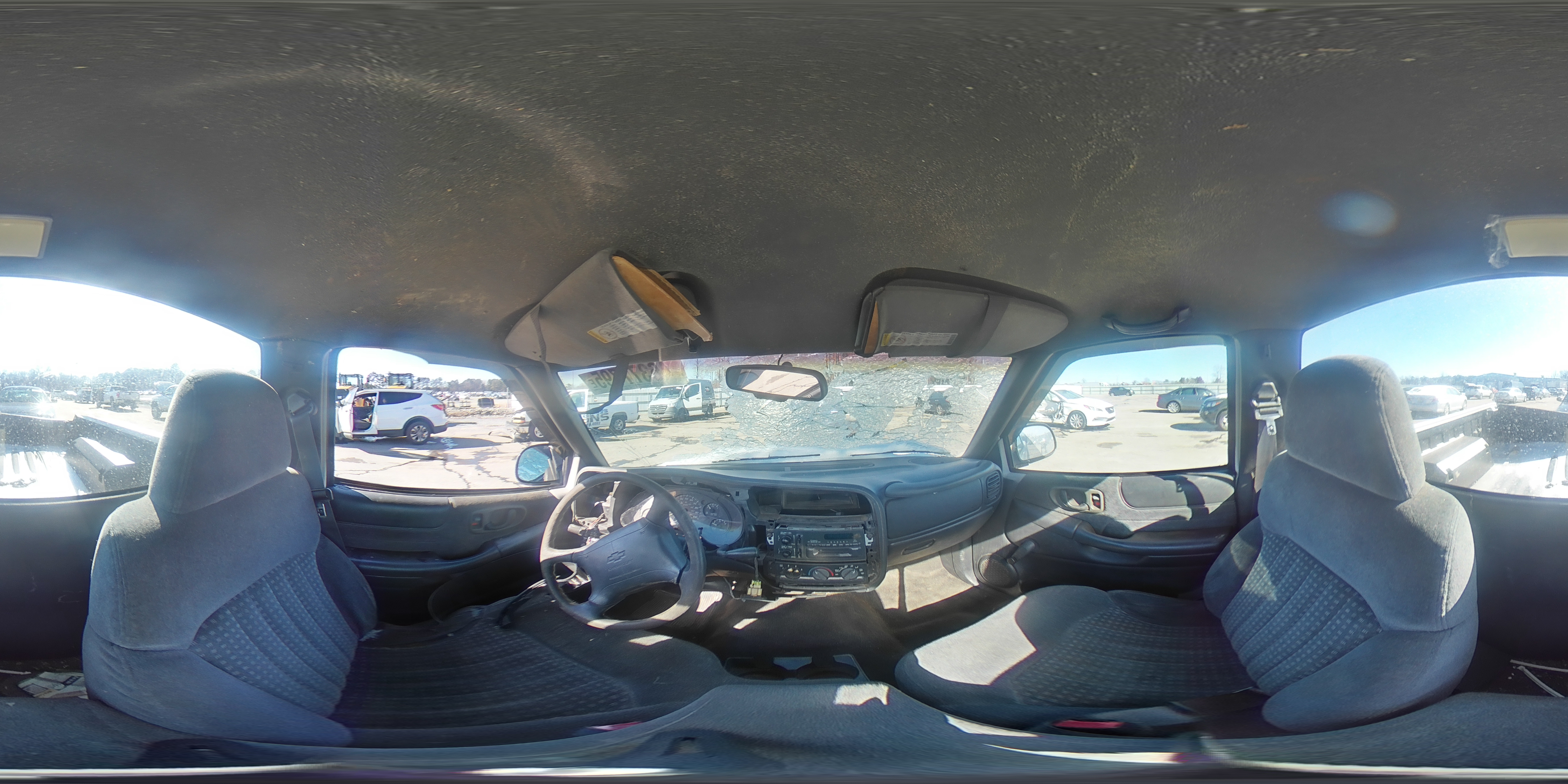 1998 Chevrolet S-10 Pickup - Image 13