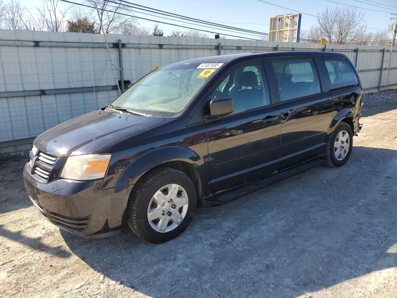 2010 Dodge Caravan - Image 1