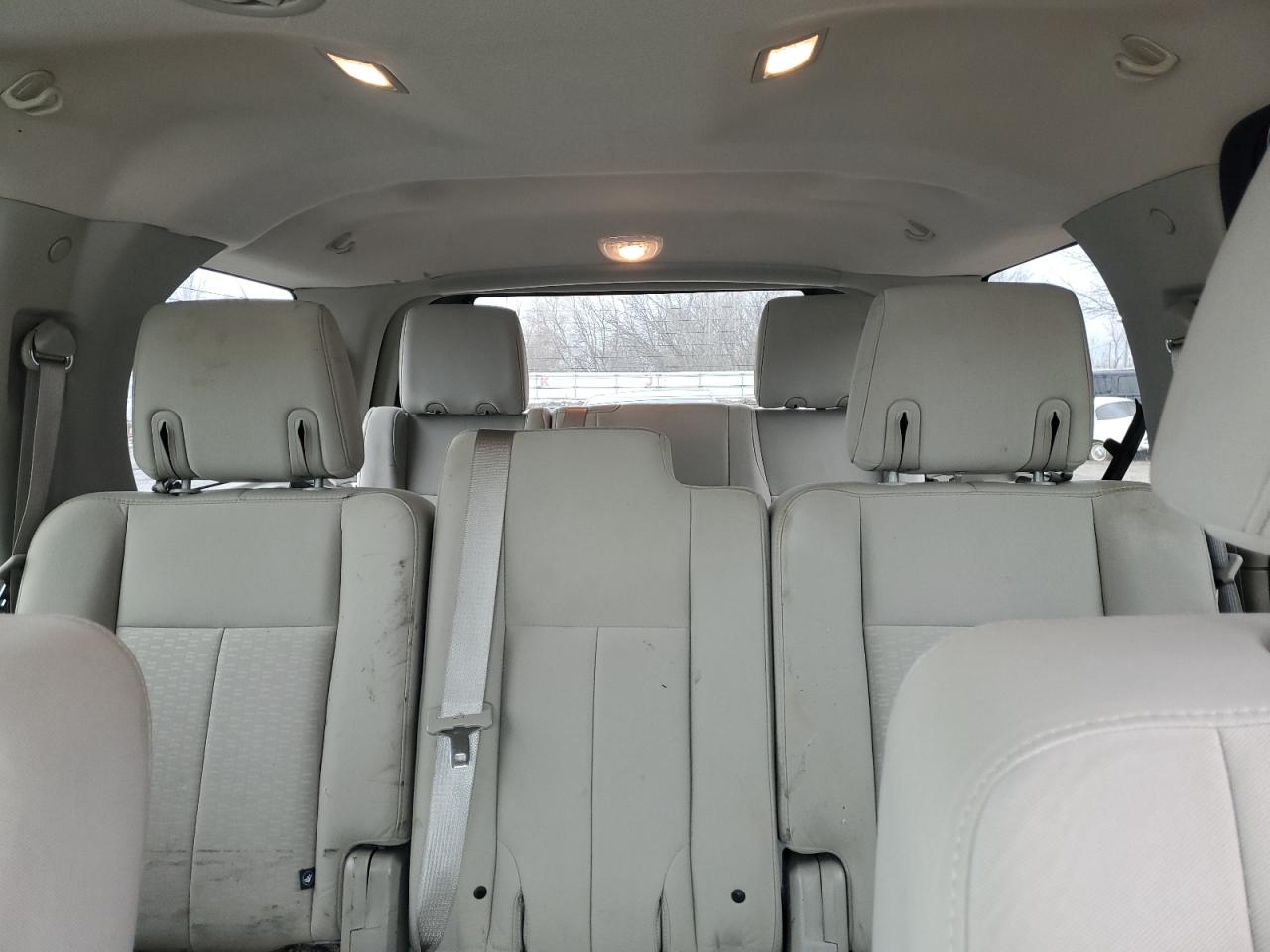 2011 Ford Expedition - Image 10