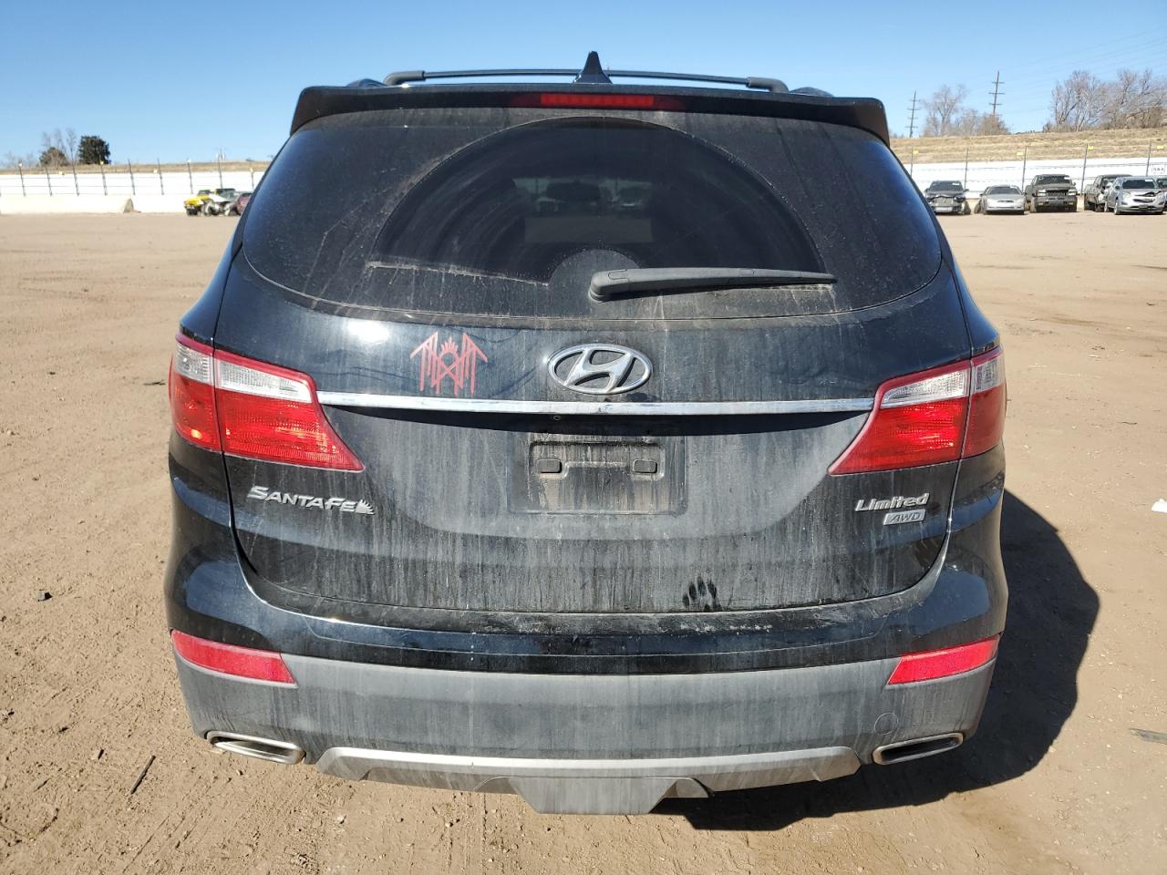 2015 Hyundai Santa Fe - Image 6