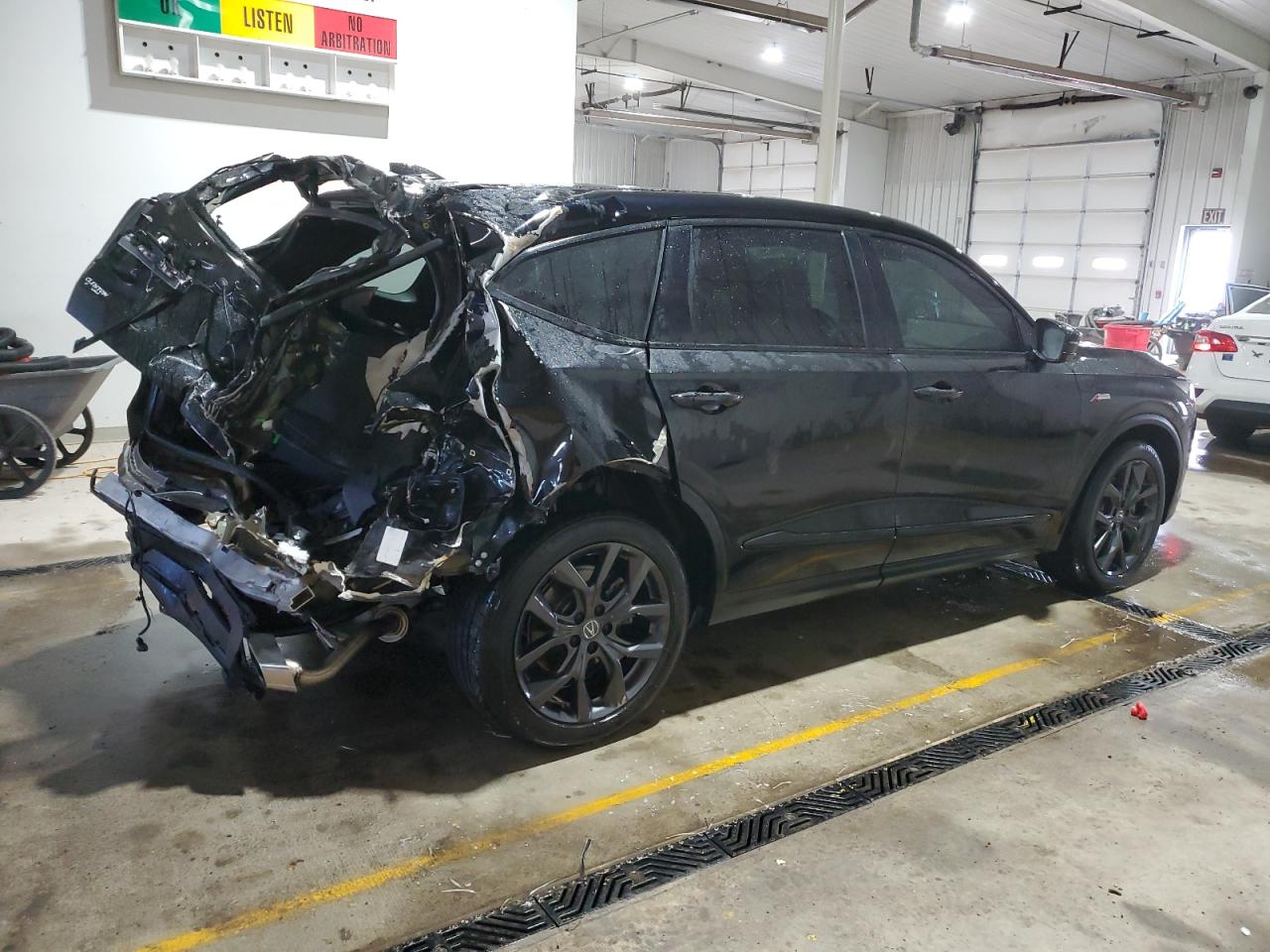 2022 Acura MDX - Image 3
