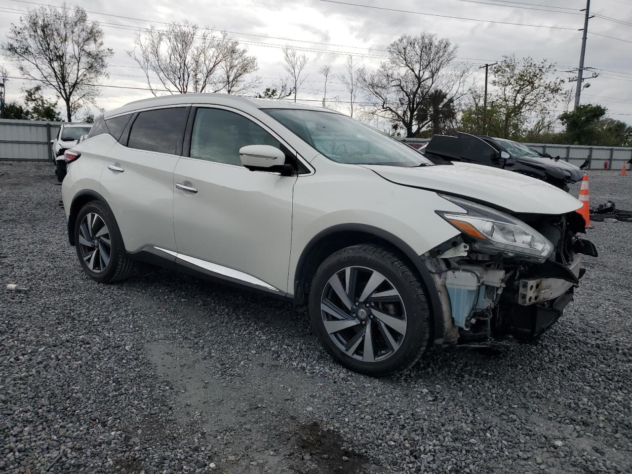 2015 Nissan Murano - Image 4