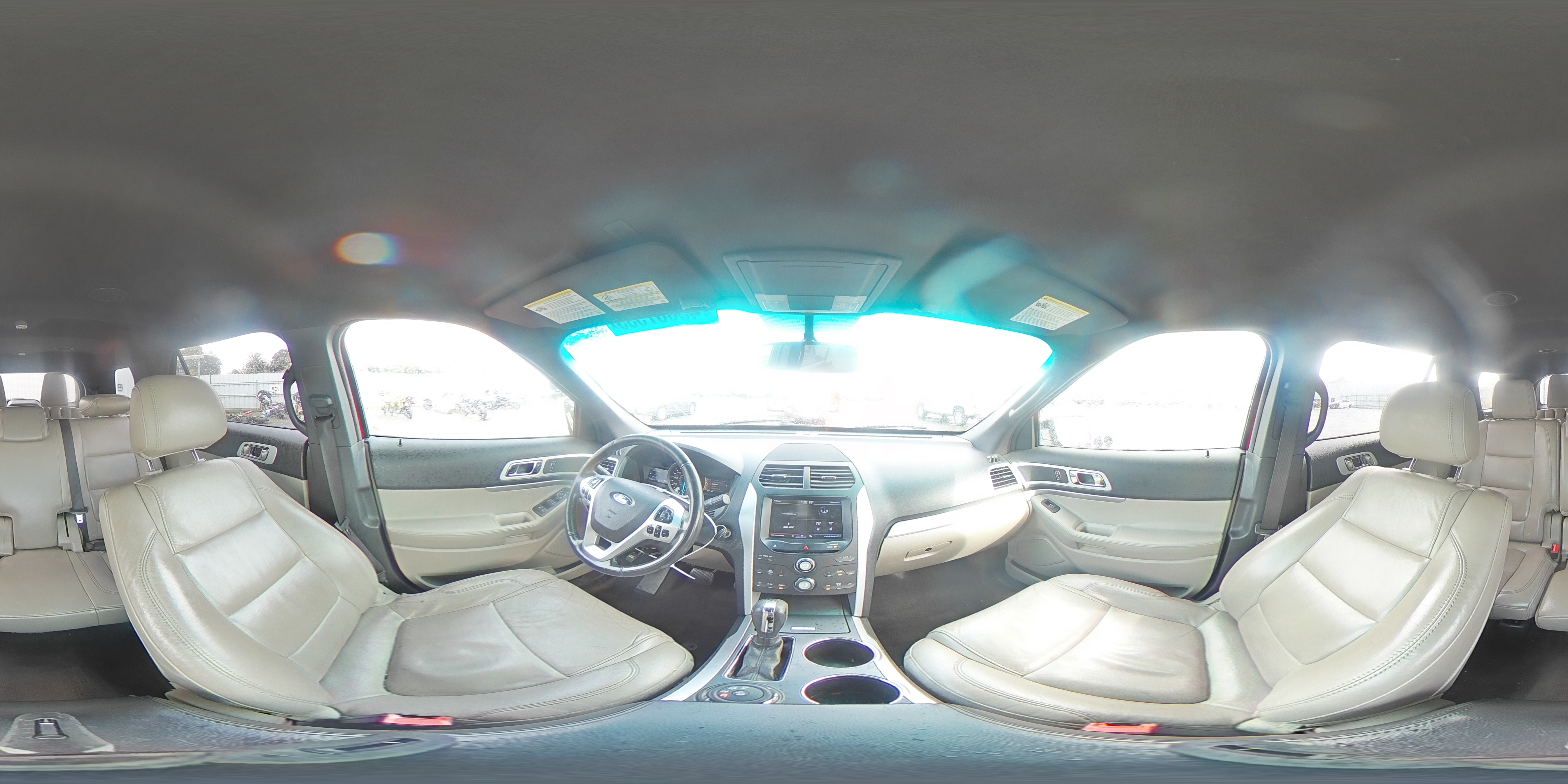 2013 Ford Explorer - Image 13