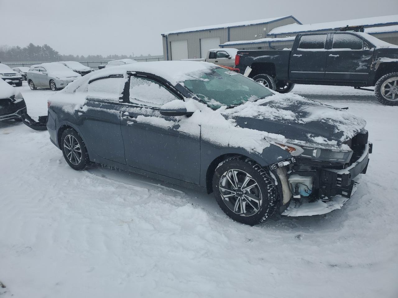 2022 Kia Forte - Image 4