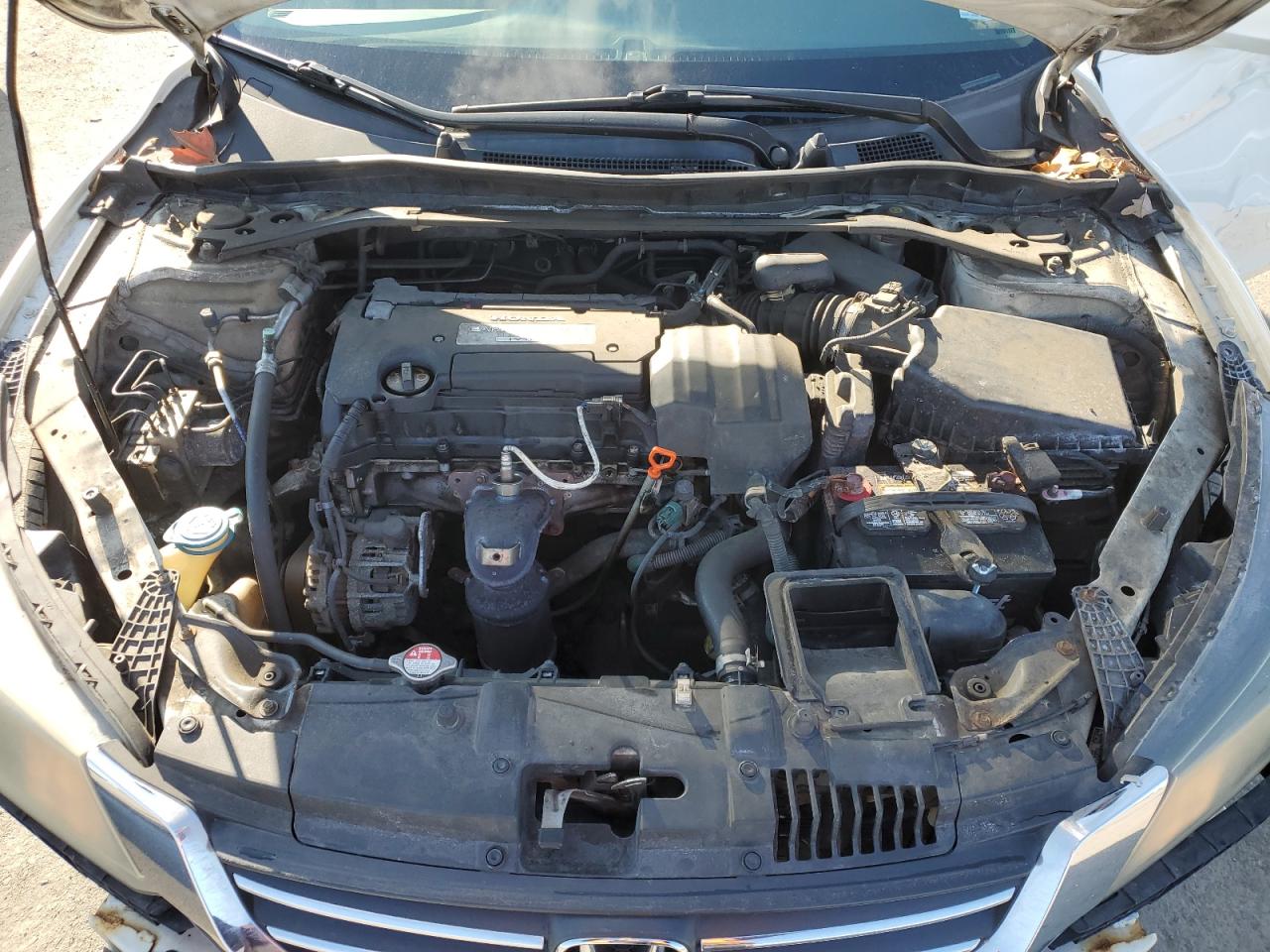 2013 Honda Accord - Image 11