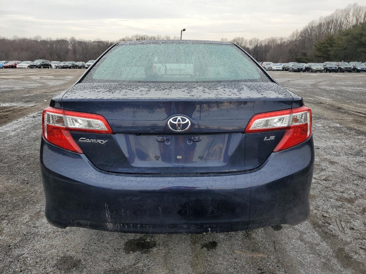 2014 Toyota Camry - Image 6