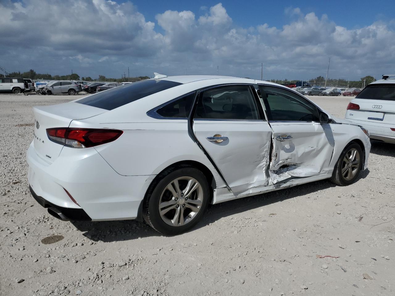 2019 Hyundai Sonata - Image 3
