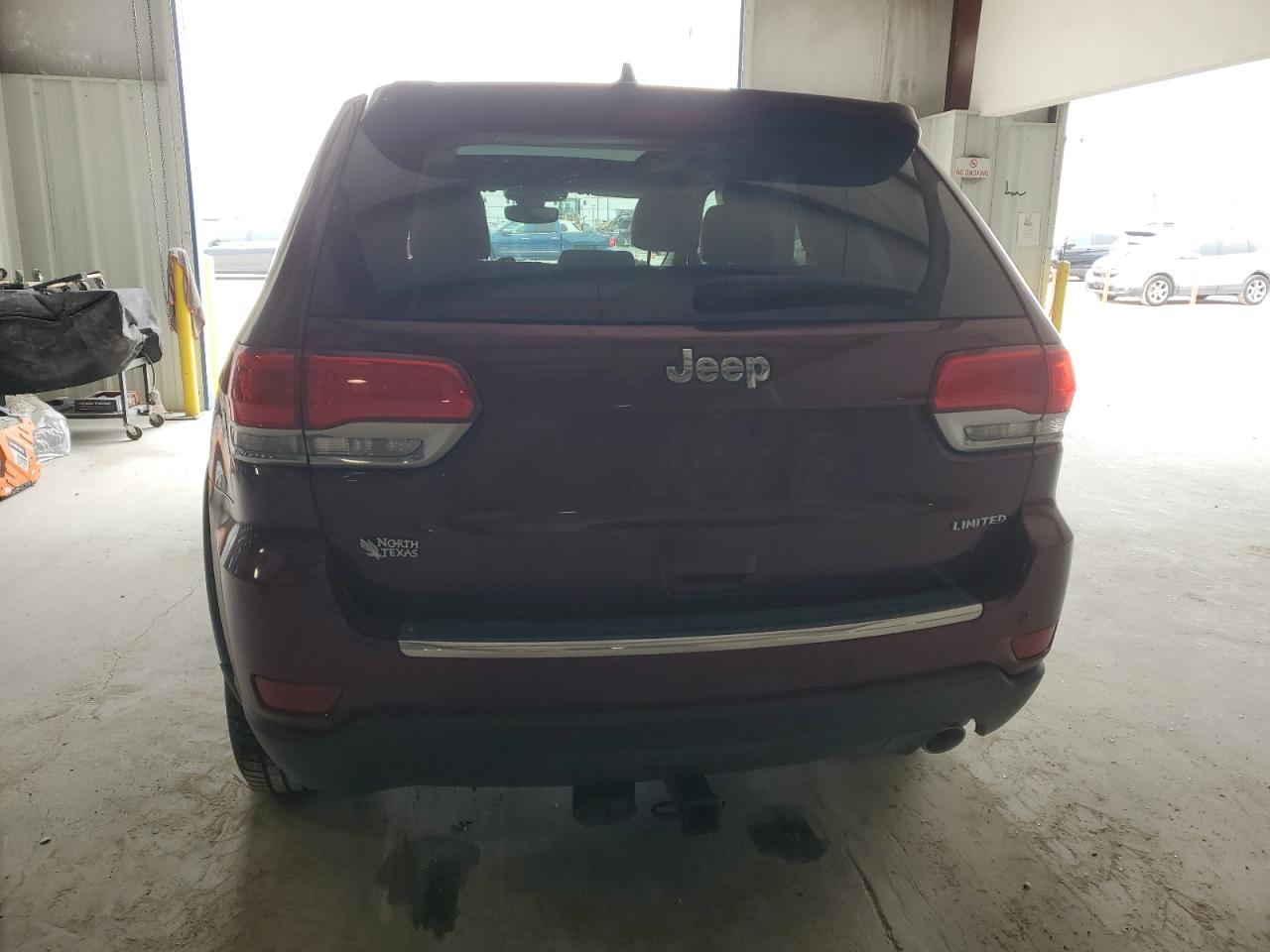 2017 Jeep Grand Cherokee - Image 6
