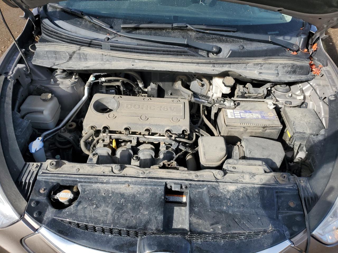 2011 Hyundai Tucson - Image 12