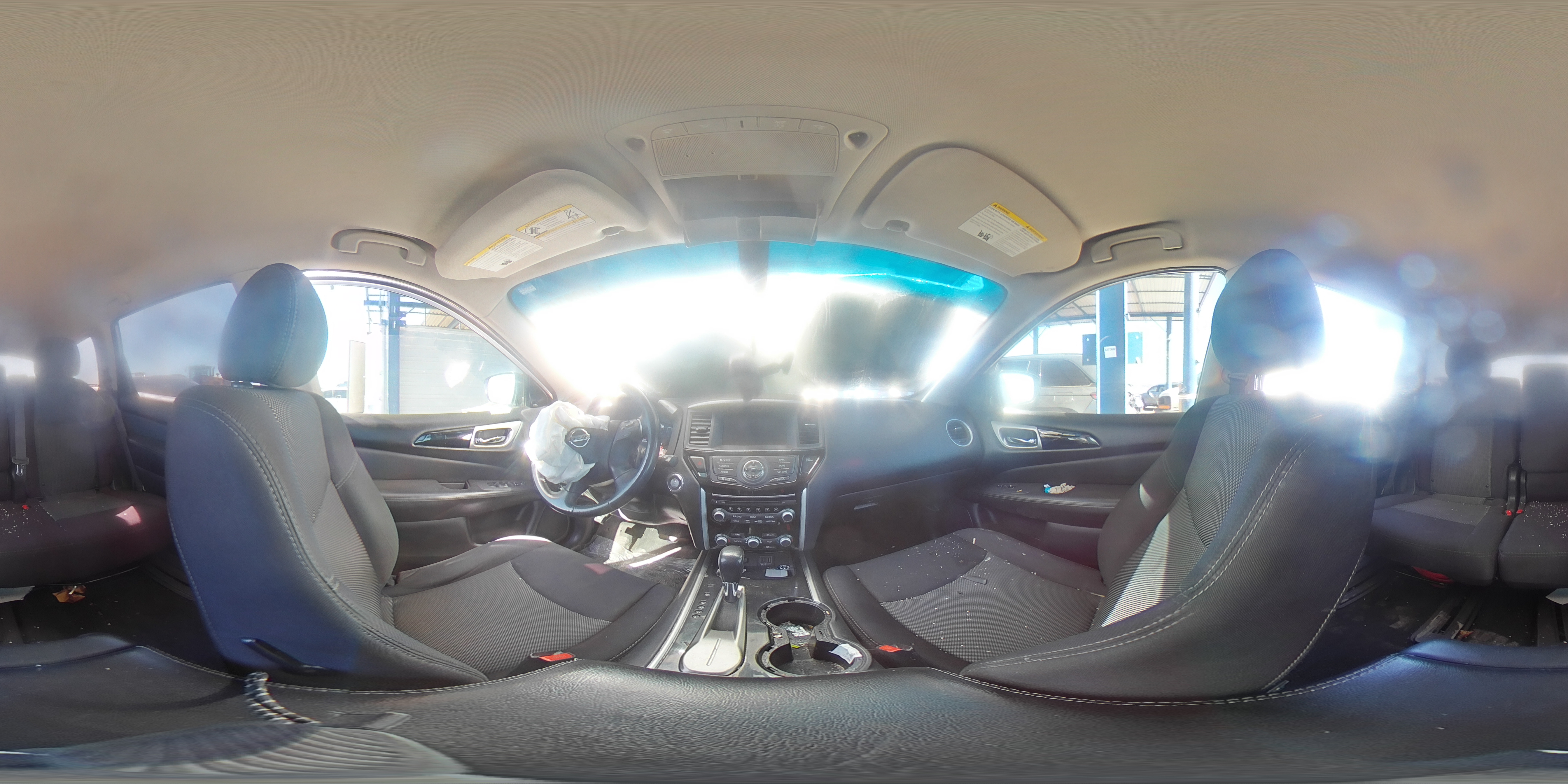 2019 Nissan Pathfinder - Image 14