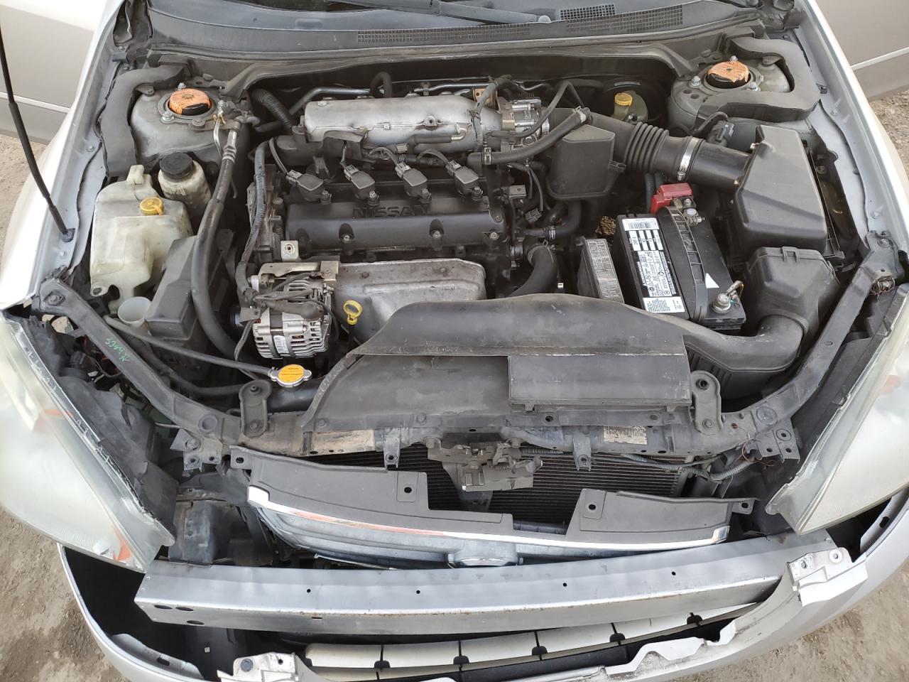 2002 Nissan Altima - Image 11