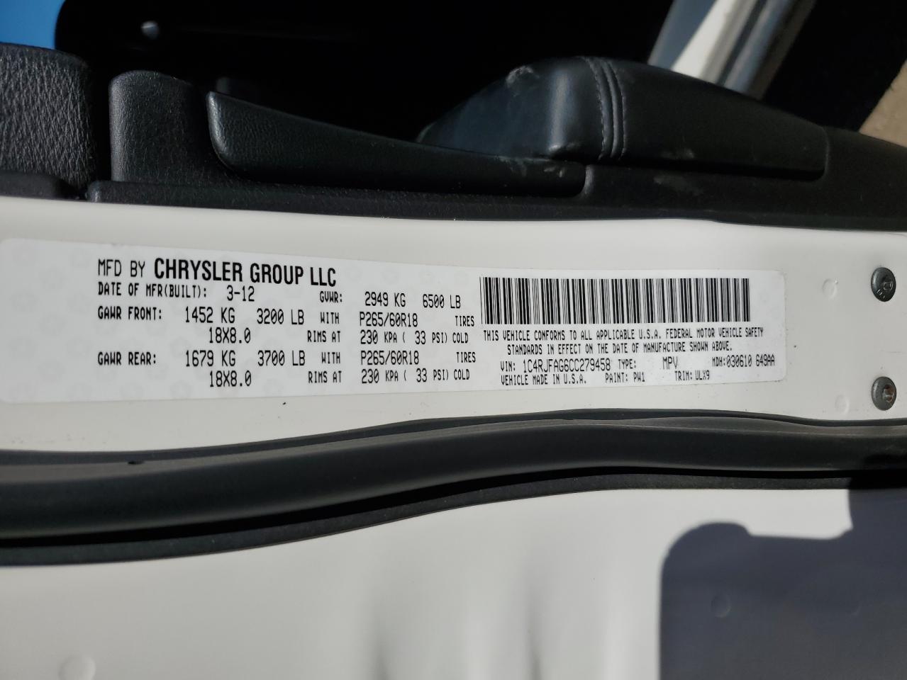 2012 Jeep Grand Cherokee - Image 13