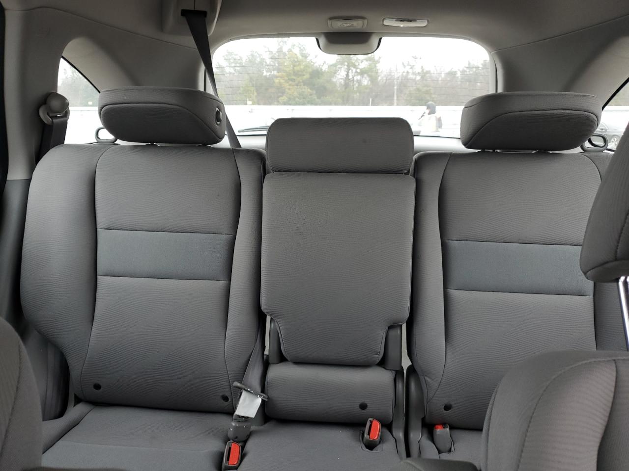 2010 Honda CR-V - Image 10