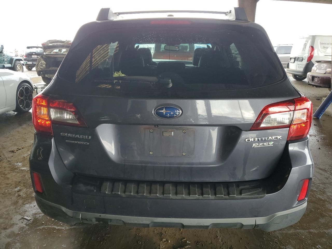 2015 Subaru Outback - Image 6