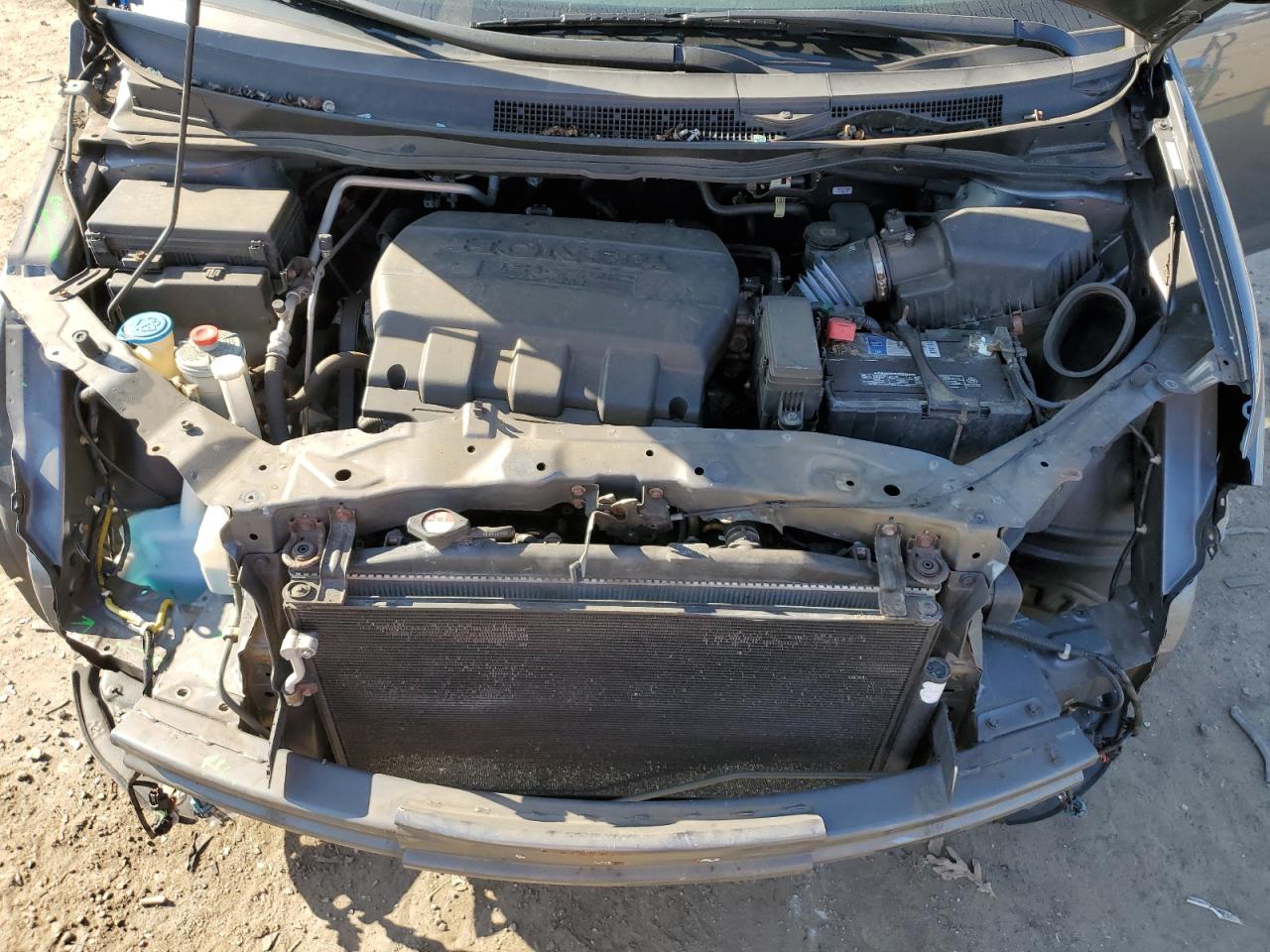 2012 Honda Odyssey - Image 12