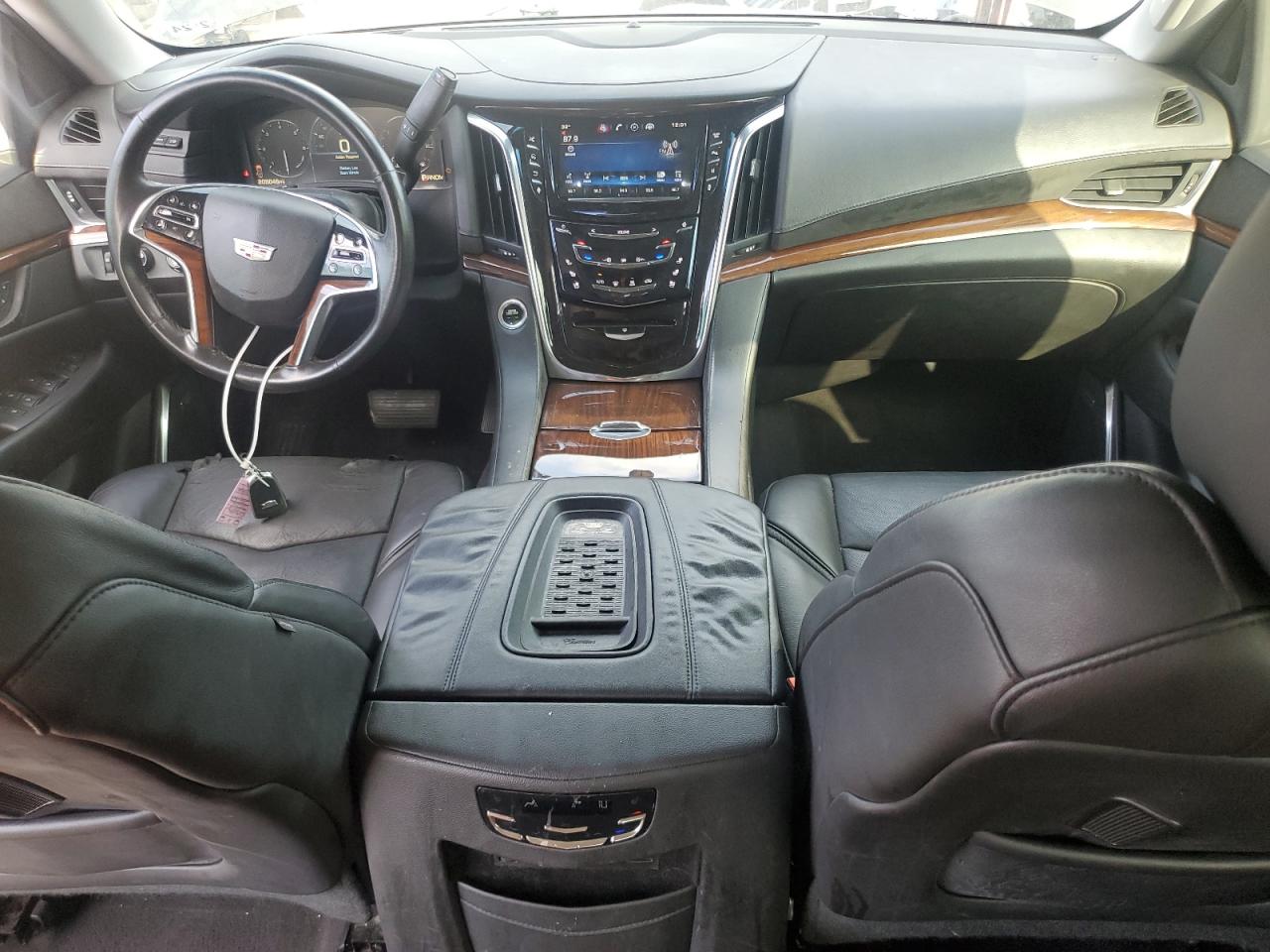 2015 Cadillac Escalade - Image 8