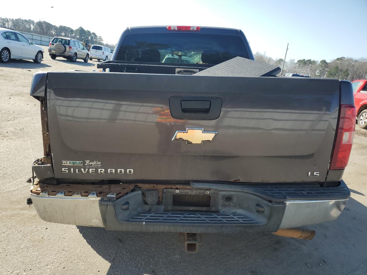 2010 Chevrolet Silverado - Image 6