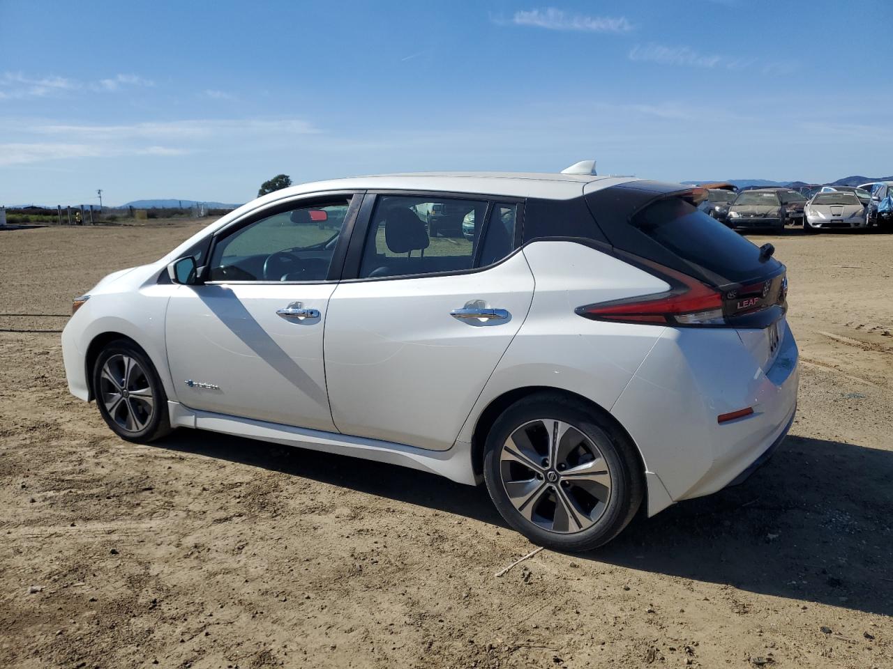 2018 Nissan Leaf - Image 2
