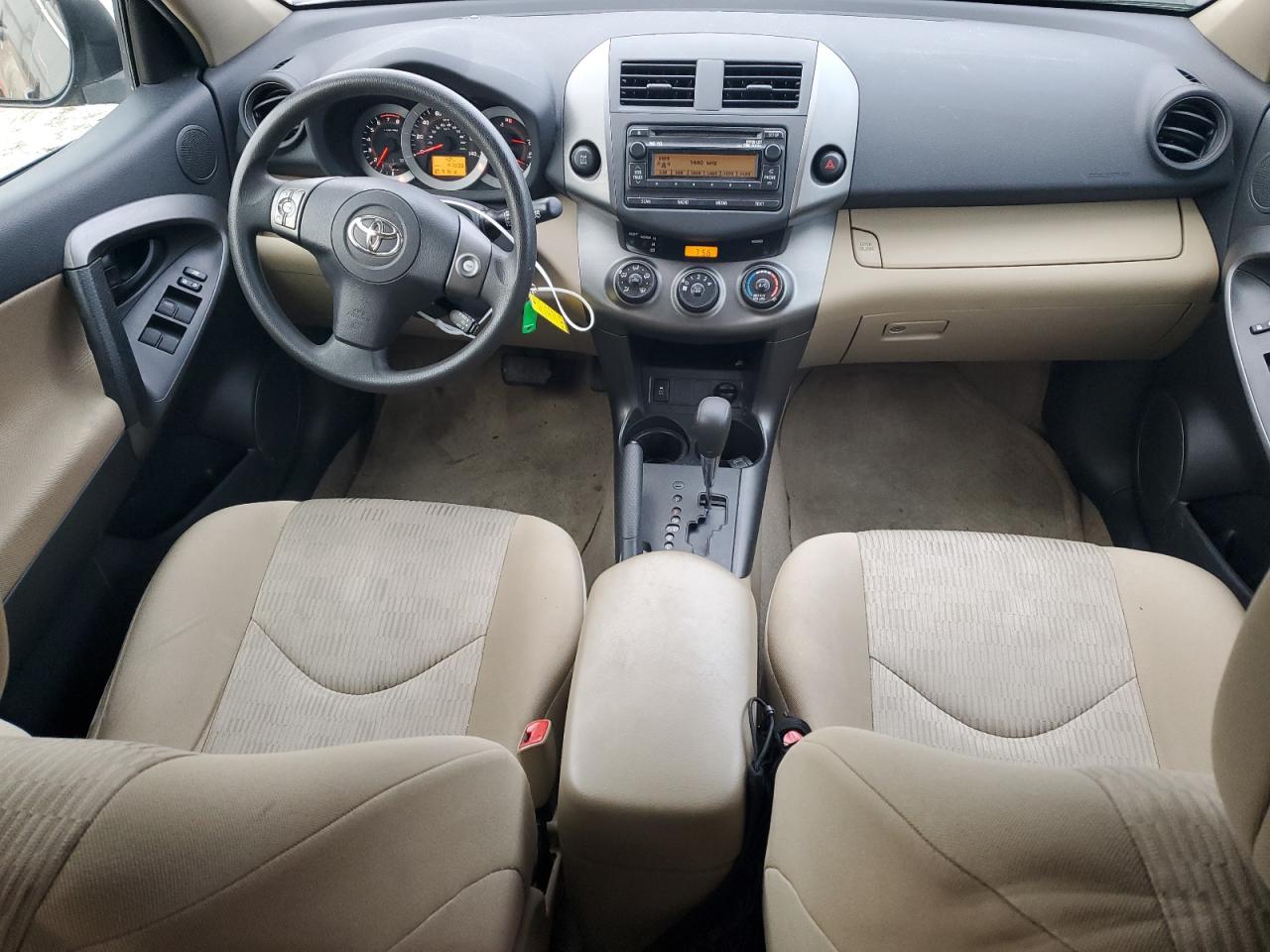 2012 Toyota RAV 4 - Image 8
