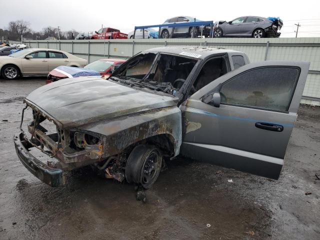 2005 Dodge Dakota St
